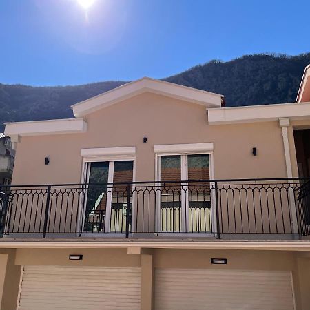 Luna Apartment Kotor Luaran gambar
