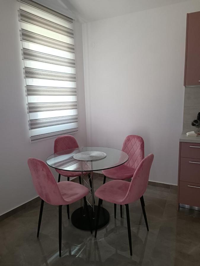 Luna Apartment Kotor Luaran gambar