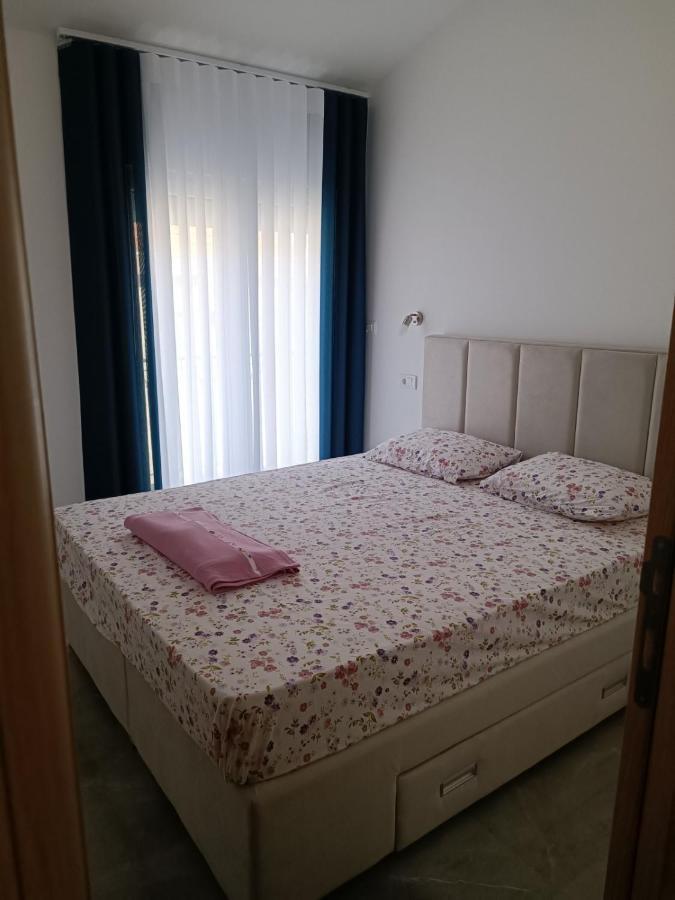 Luna Apartment Kotor Luaran gambar