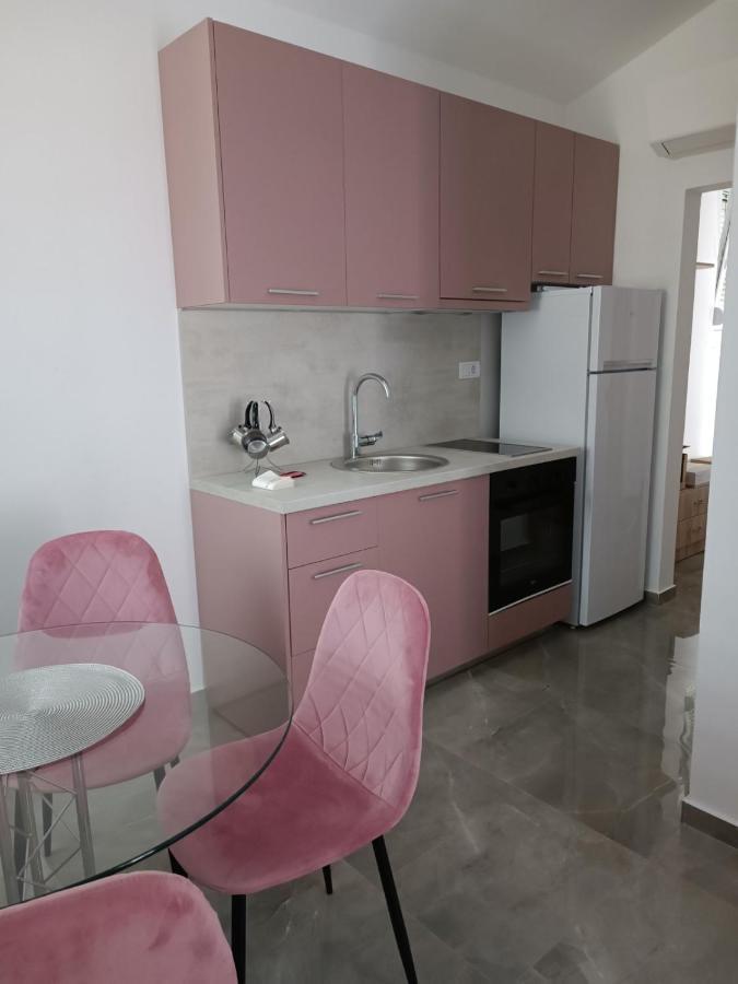 Luna Apartment Kotor Luaran gambar